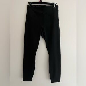 Black lululemon leggings